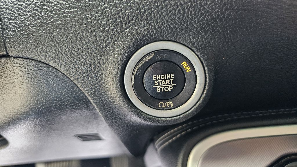 2020 Dodge Challenger Image 22