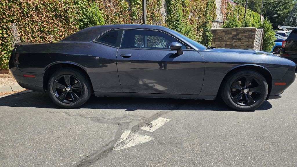 2019 Dodge Challenger Image 4