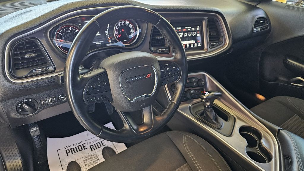 2019 Dodge Challenger Image 12