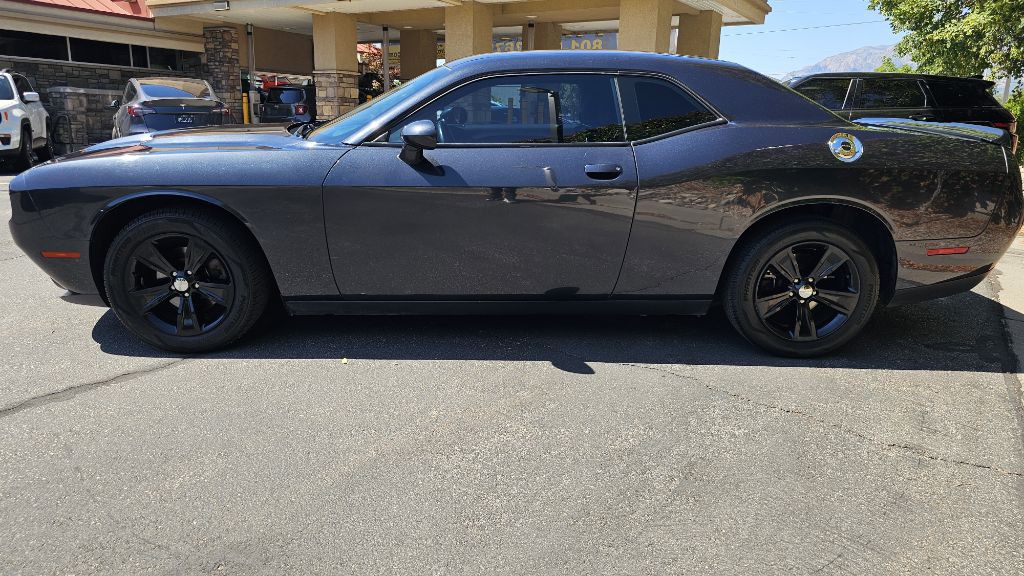 2019 Dodge Challenger Image 38
