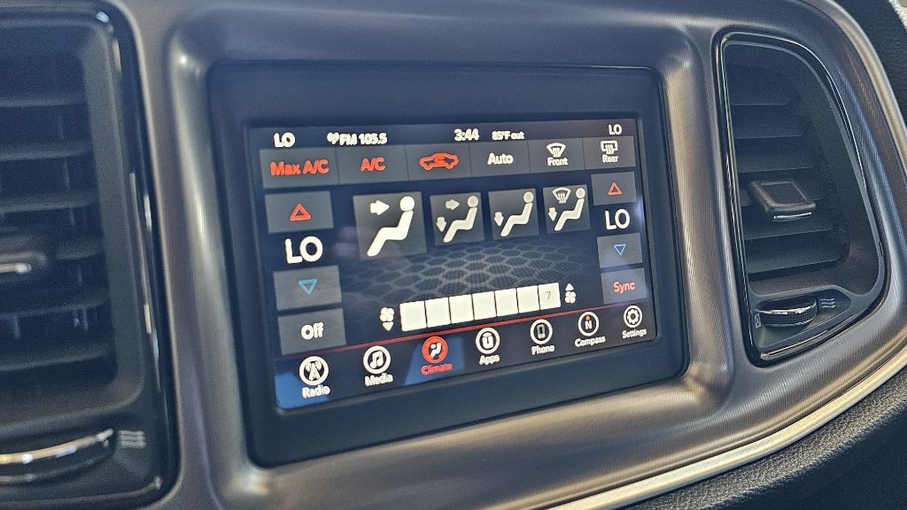 2019 Dodge Challenger Image 40