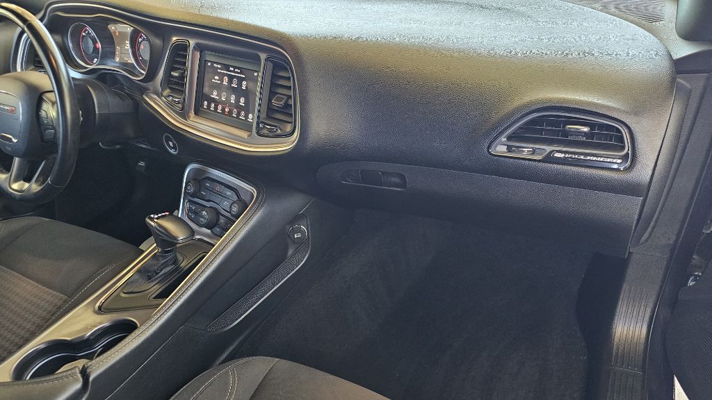 2019 Dodge Challenger Image 54