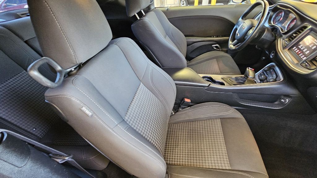 2019 Dodge Challenger Image 55