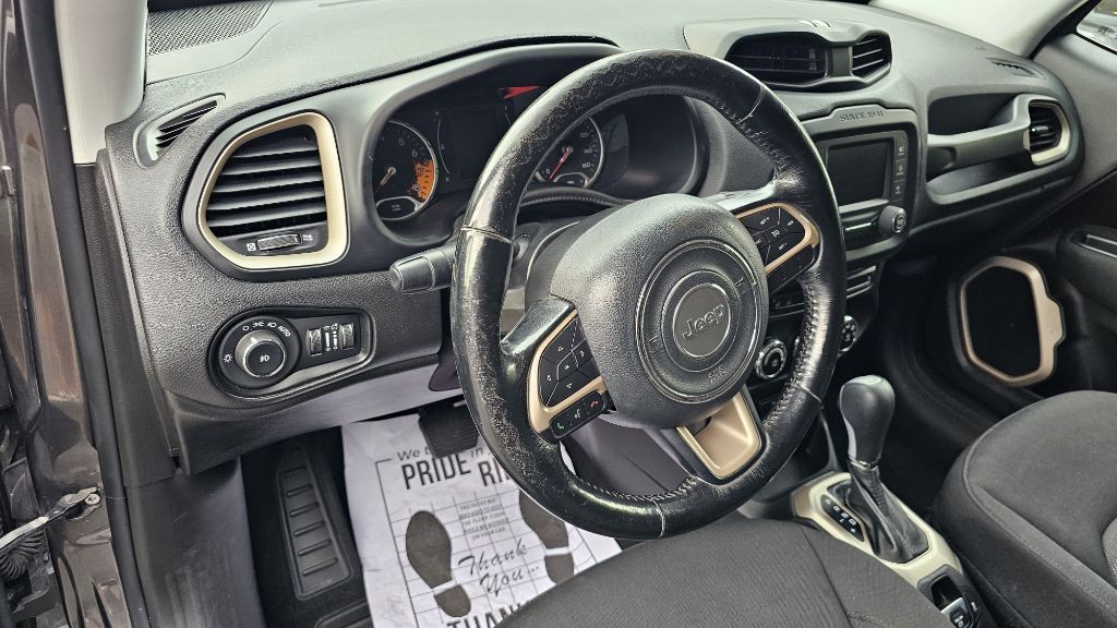 2017 Jeep Renegade Image 11