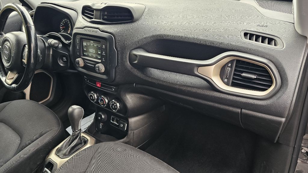 2017 Jeep Renegade Image 30
