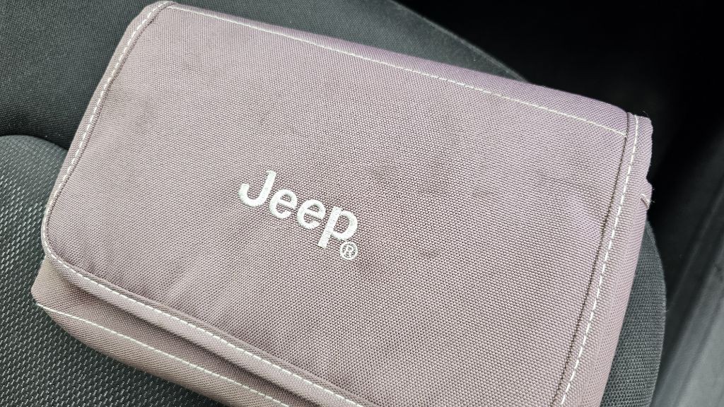 2017 Jeep Renegade Image 31