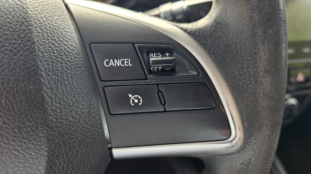 2020 Mitsubishi Outlander Image 13