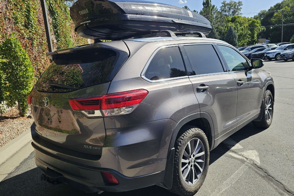 2019 Toyota Highlander Image 5