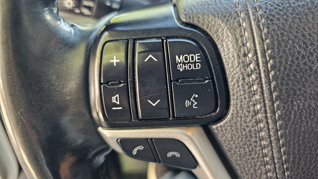 2019 Toyota Highlander Image 18