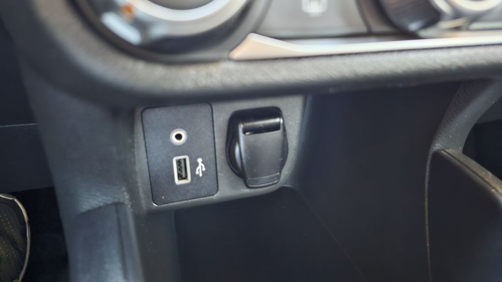 2020 Nissan Versa Image 22