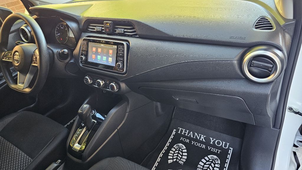 2020 Nissan Versa Image 34