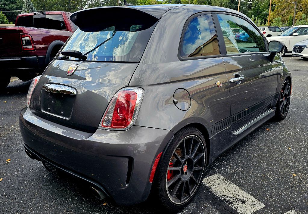 2012 FIAT 500 Image 5