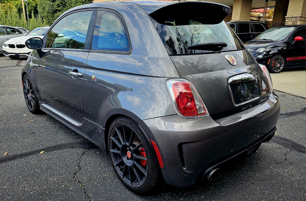 2012 FIAT 500 Image 7