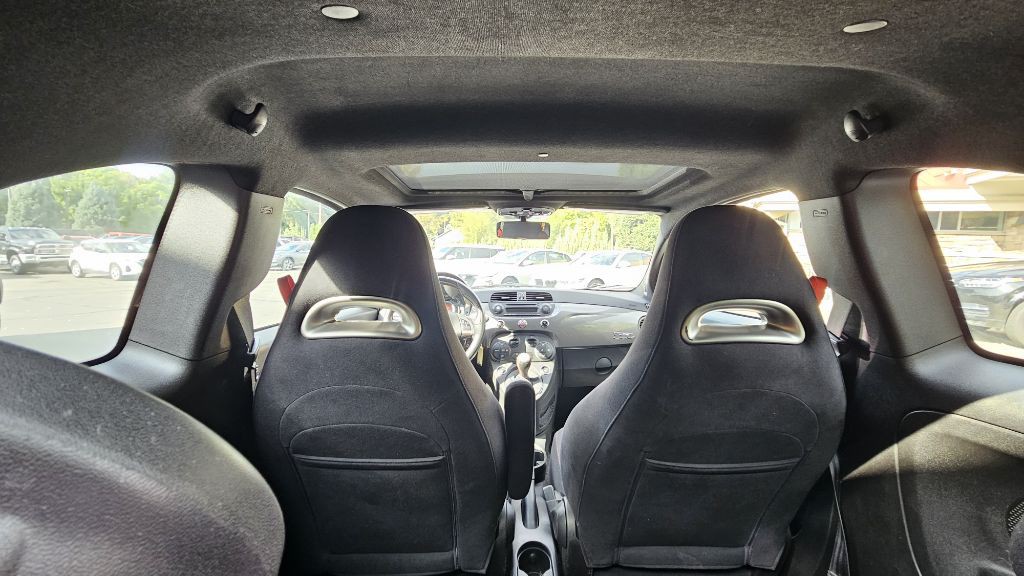 2012 FIAT 500 Image 11