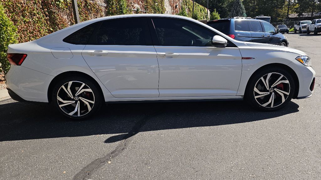 2022 Volkswagen Jetta Image 4