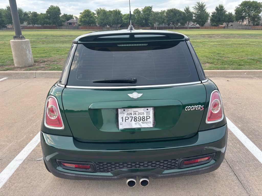 2013 MINI Cooper Image 6