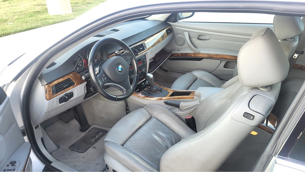 2007 BMW 3 Series Image 12