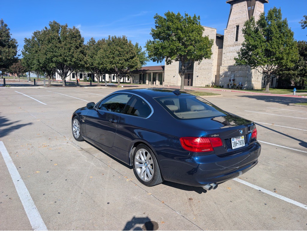 2013 BMW 3 Series Image 7