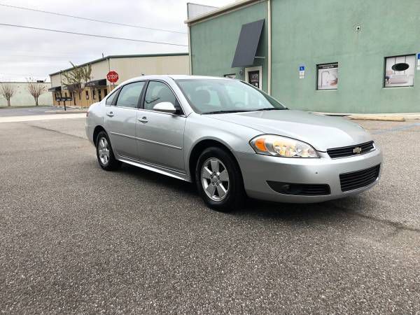 2010 Chevrolet Impala Image 3
