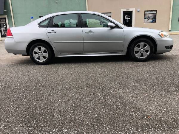 2010 Chevrolet Impala Image 4