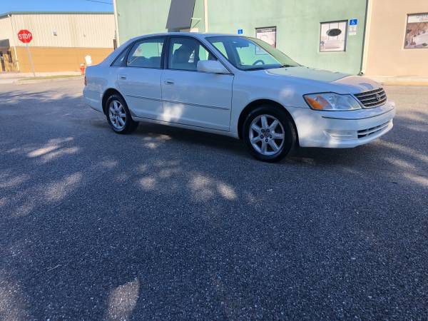 2004 Toyota Avalon Image 4