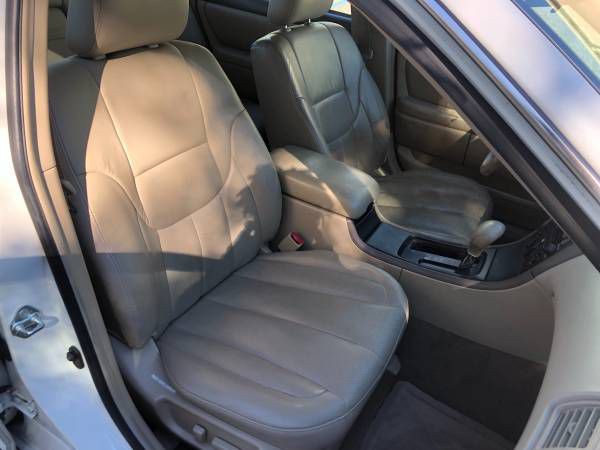 2004 Toyota Avalon Image 7
