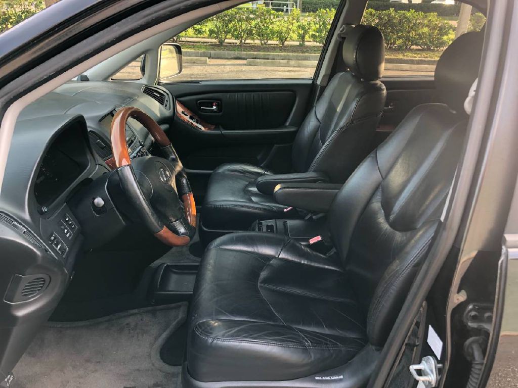2003 Lexus RX Image 6