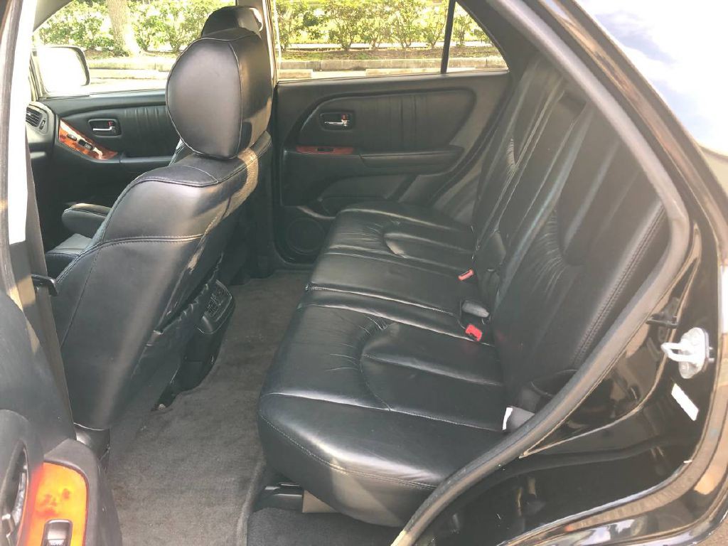 2003 Lexus RX Image 8