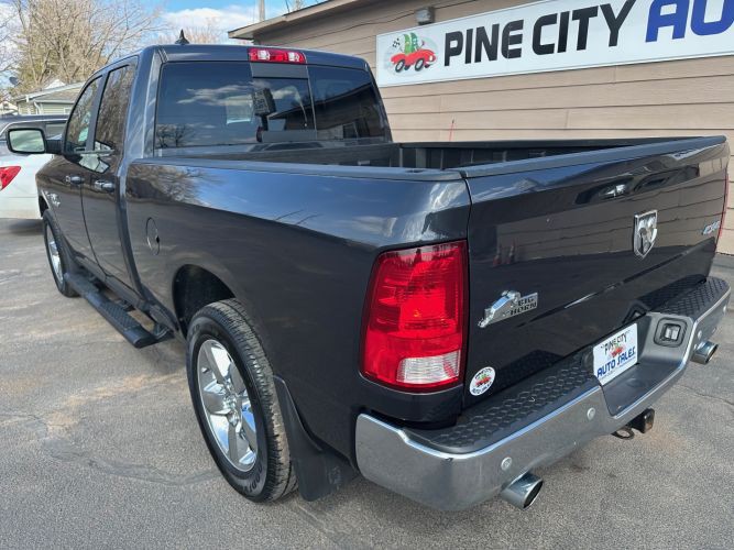 2016 RAM 1500 Image 3