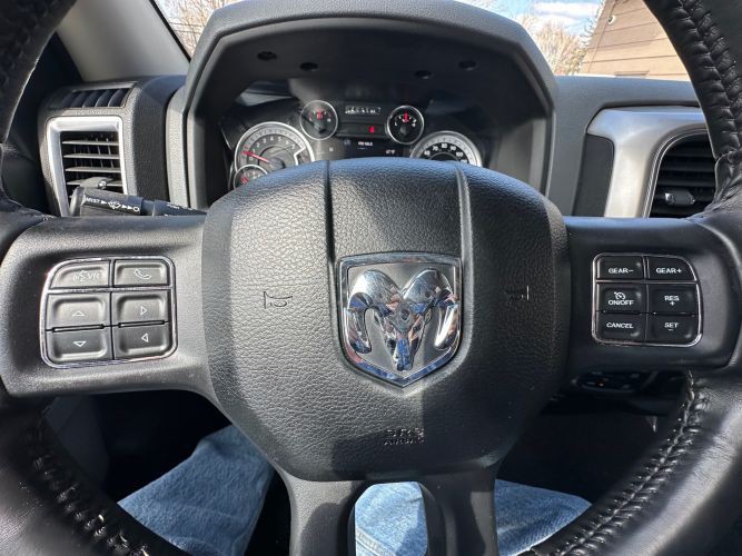 2016 RAM 1500 Image 17