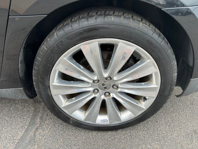 2014 Lincoln MKS Image 18