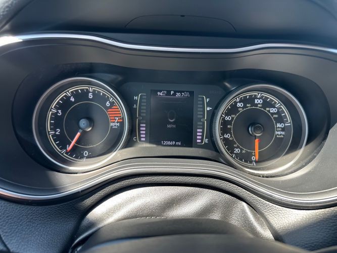 2020 Jeep Cherokee Image 15