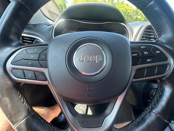 2020 Jeep Cherokee Image 16