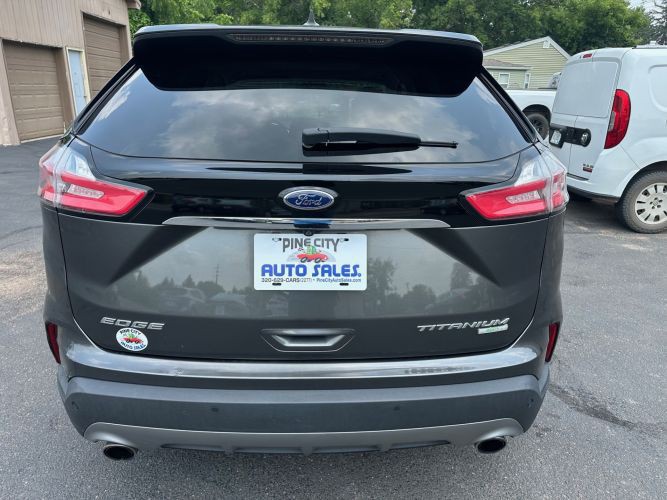 2019 Ford Edge Image 4