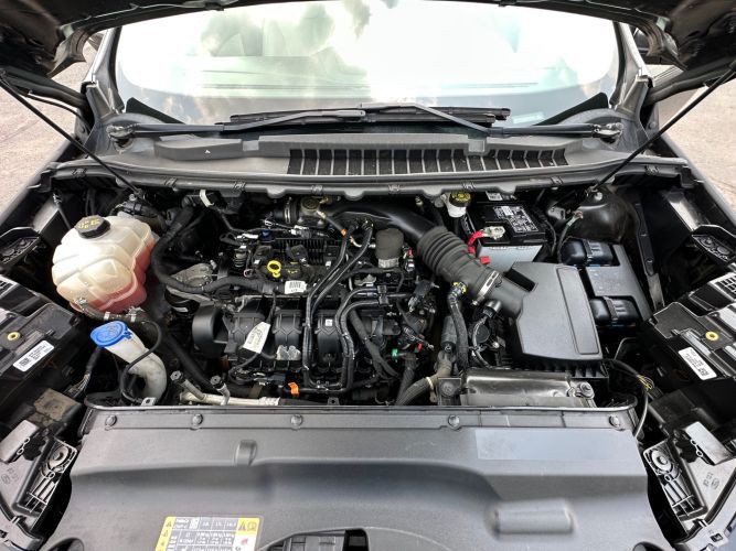 2019 Ford Edge Image 10