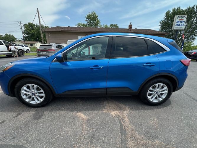 2020 Ford Escape Image 2