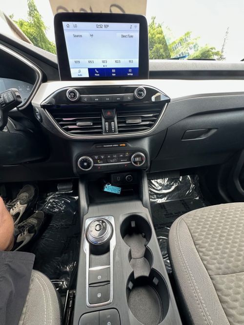 2020 Ford Escape Image 15