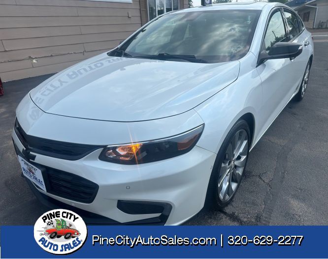 2017 Chevrolet Malibu Image 1