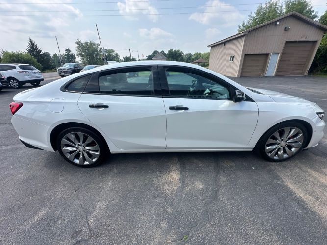 2017 Chevrolet Malibu Image 6
