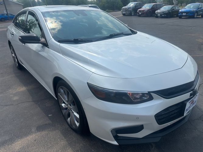 2017 Chevrolet Malibu Image 7