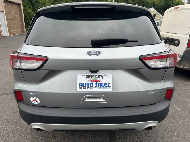 2021 Ford Escape Image 4
