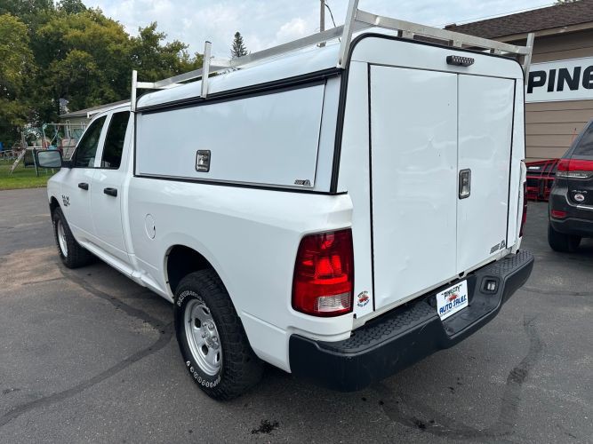 2022 RAM 1500 Image 3