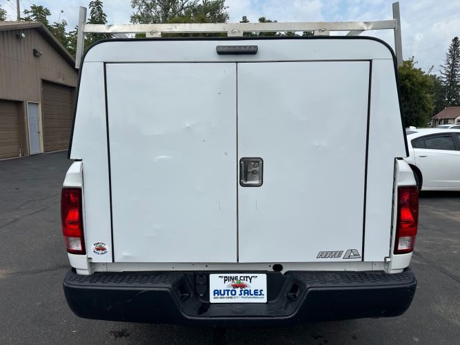 2022 RAM 1500 Image 4