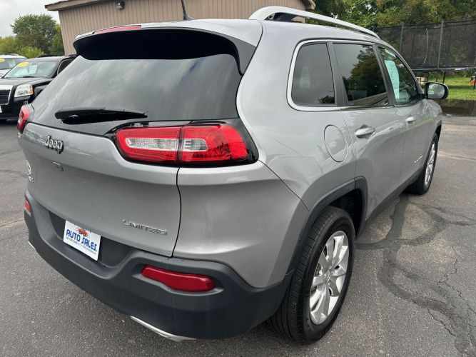 2017 Jeep Cherokee Image 6