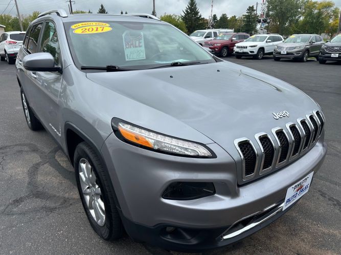 2017 Jeep Cherokee Image 8