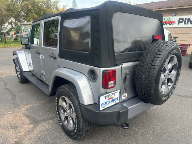 2016 Jeep Wrangler Unlimited Image 3