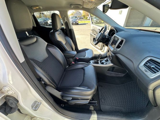 2018 Jeep Compass Image 14