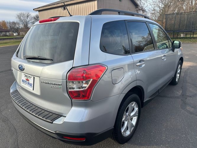 2014 Subaru Forester Image 6