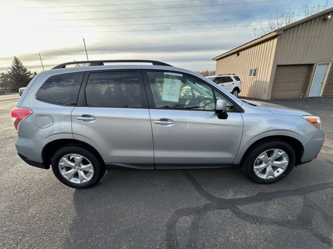 2014 Subaru Forester Image 7