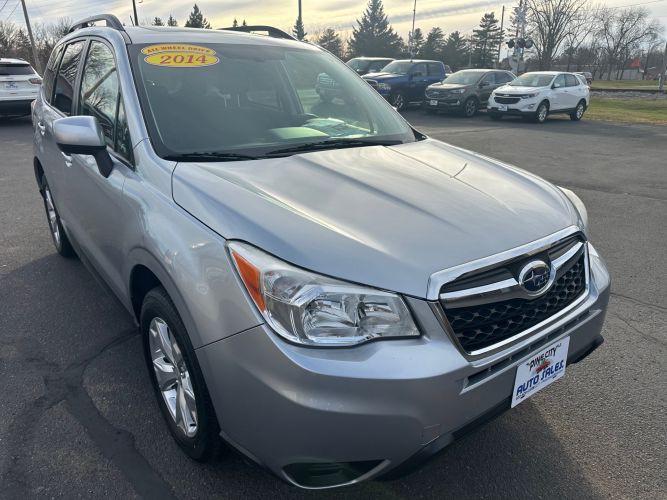 2014 Subaru Forester Image 8